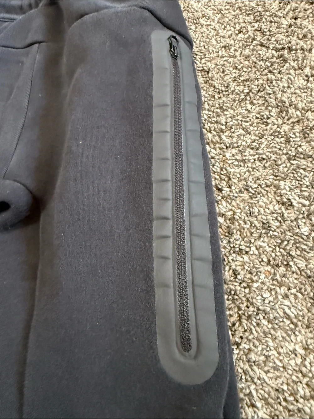 Nike Boys Tech Fleece Black Jogger Pants Size Small
